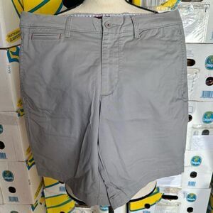 UNTUCKit Shorts 